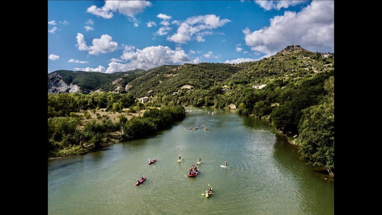 Hebergements Des Posas Sampzon Exteriör bild